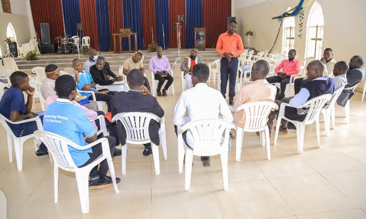 Sciuganda community moment 8